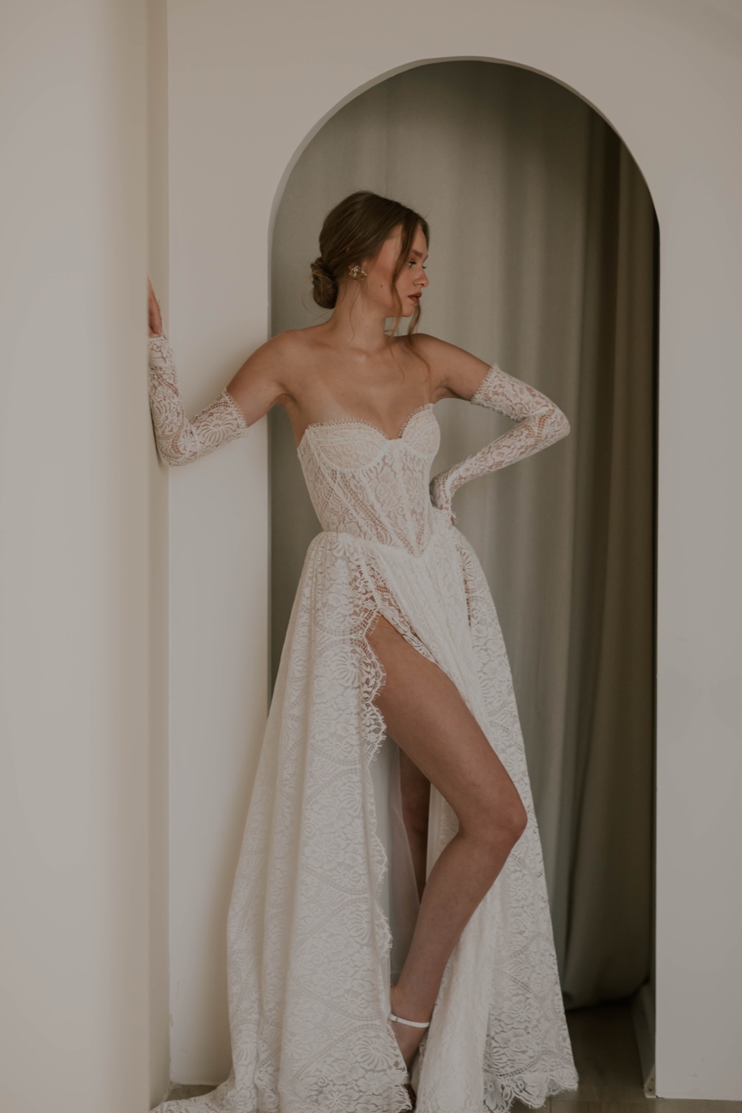 Kiss of Venus — look 10